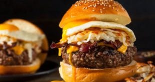 ruby tuesday free cheeseburger with entree purchase (sign up)